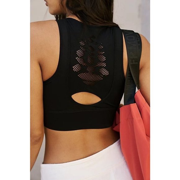 Free People Movement Good Karma Logo Sports Bra Top Women's Size M/L Black NEW - Picture 1 of 9